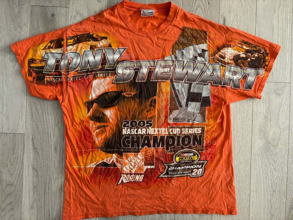 Chase Authentics Tony Stewart 2005 Nascar Champion T-Shirt